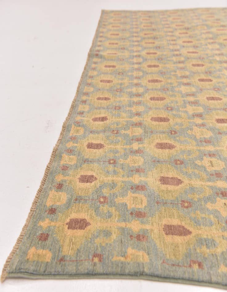 Detail image of 8' x 9' 9 Hand Knotted Ikat Rug