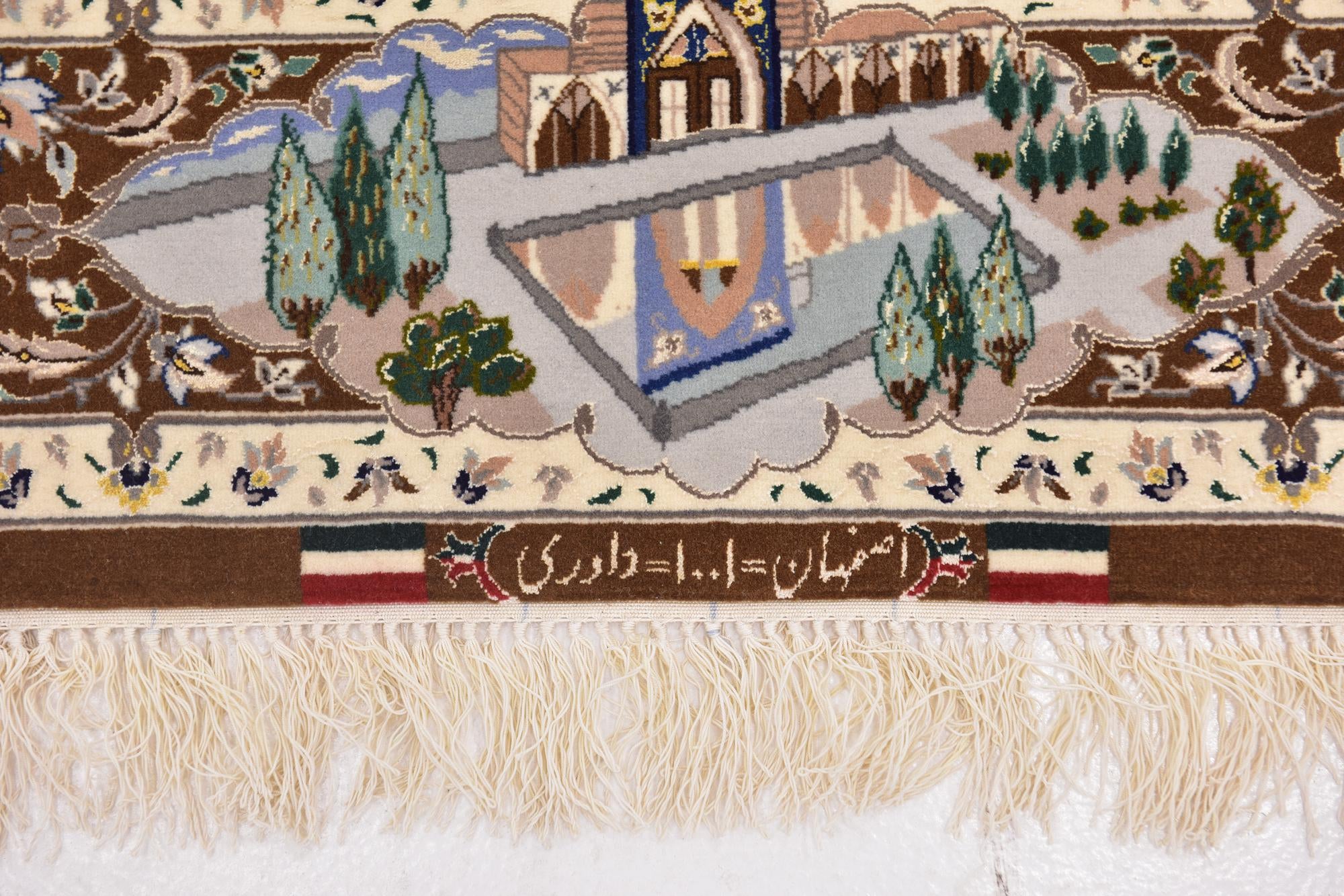 4' 4 x 6' 6 Hand Knotted Isfahan Persian Rug