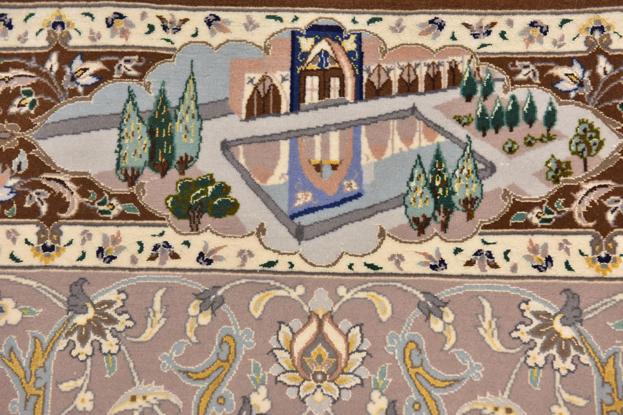 4' 4 x 6' 6 Hand Knotted Isfahan Persian Rug