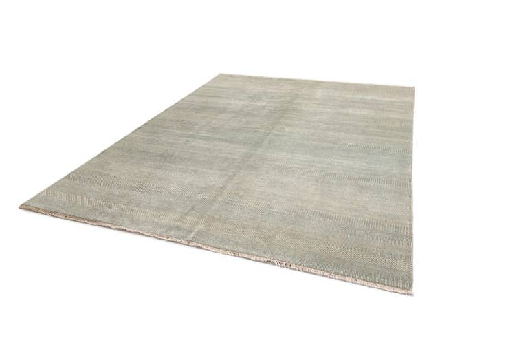 Detail image of 9' 1 x 12' 2 Kamla Wool Rug