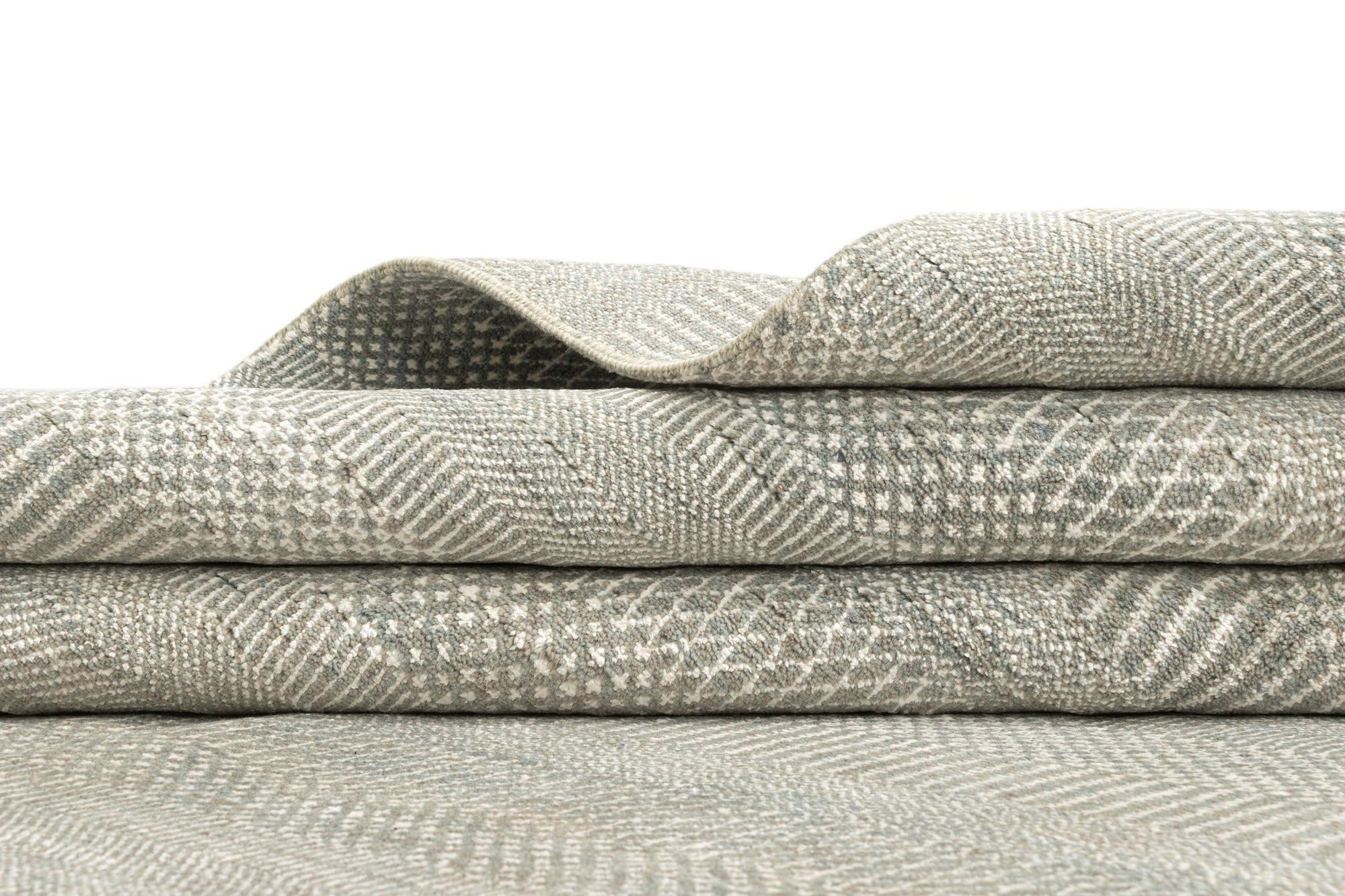 10' x 13' Kamla Wool Rug