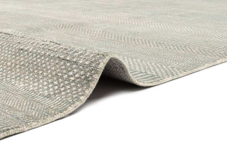 Detail image of 10' x 13' Kamla Wool Rug