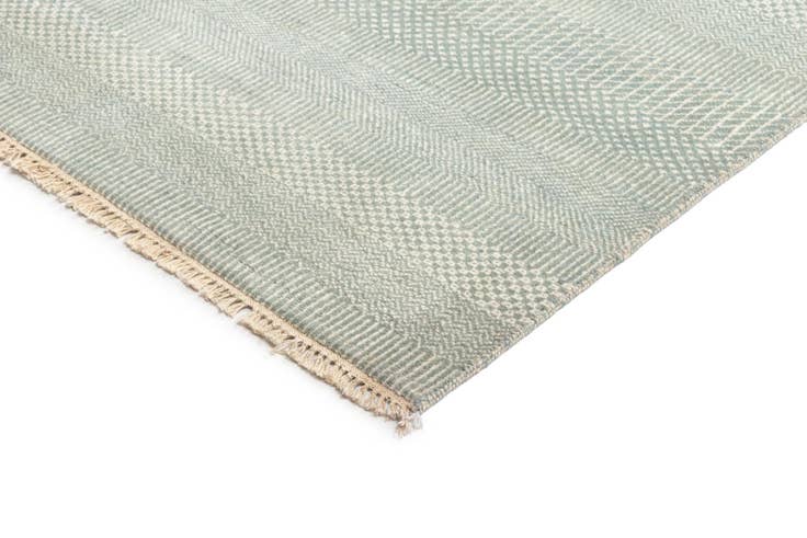 Detail image of 8' 9 x 12' 3 Kamla Wool Rug