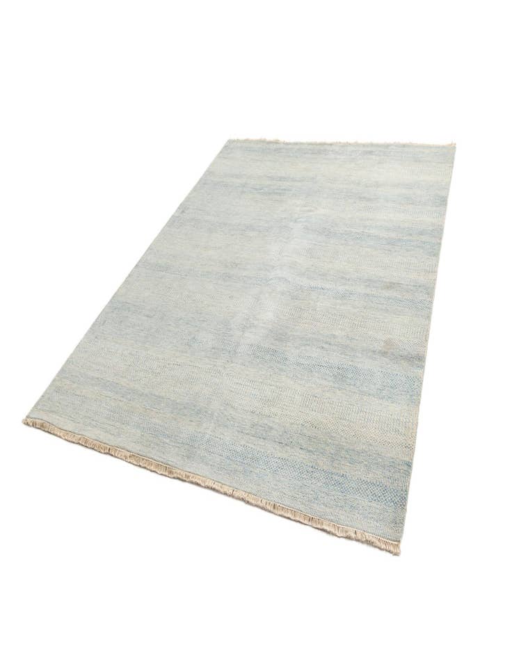 Detail image of 8' x 10' 1 Kamla Wool Rug