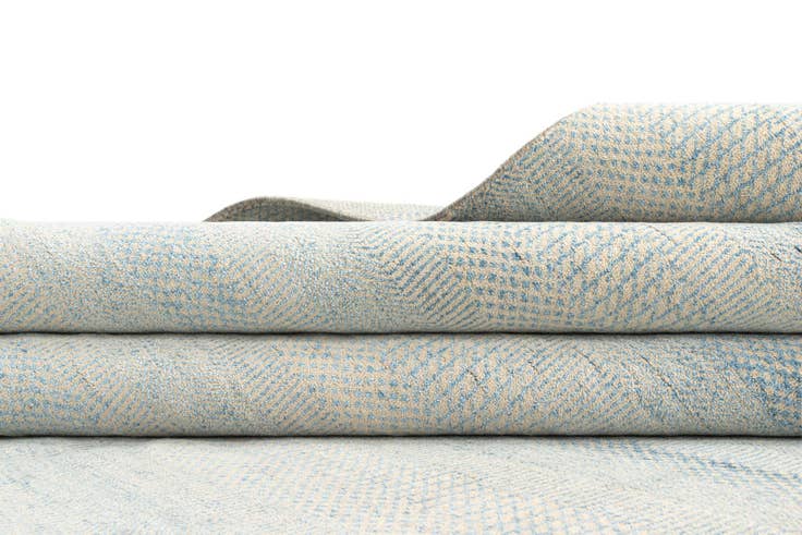 Detail image of 8' x 10' 1 Kamla Wool Rug