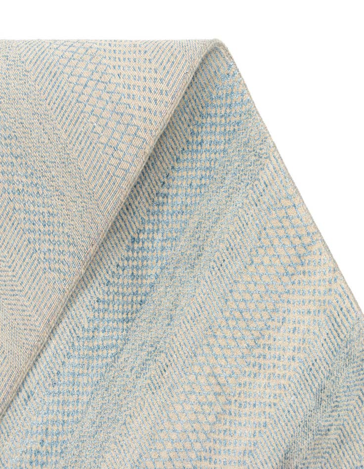 Detail image of 8' x 10' 1 Kamla Wool Rug