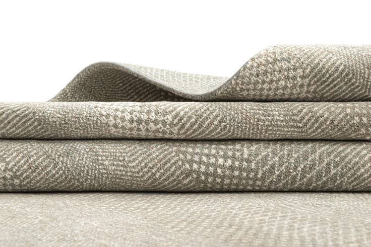 Detail image of 8' x 10' Kamla Wool Rug