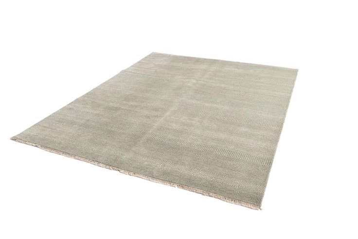 Detail image of 8' x 10' Kamla Wool Rug