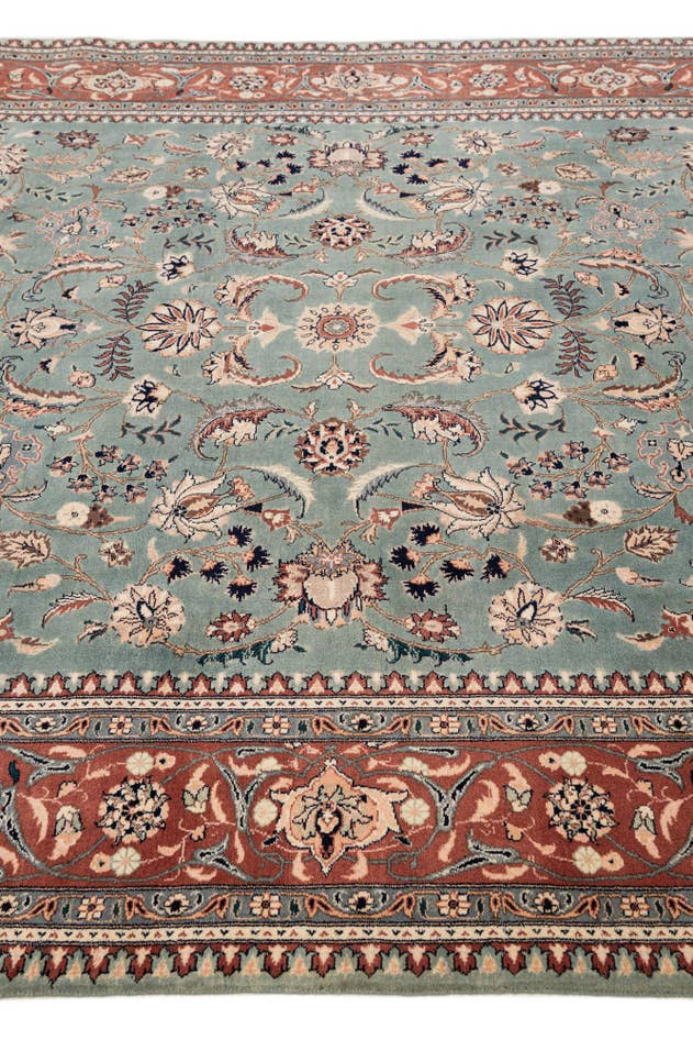 Detail image of 6' 1 x 9' 10 Kashan Wool Rug