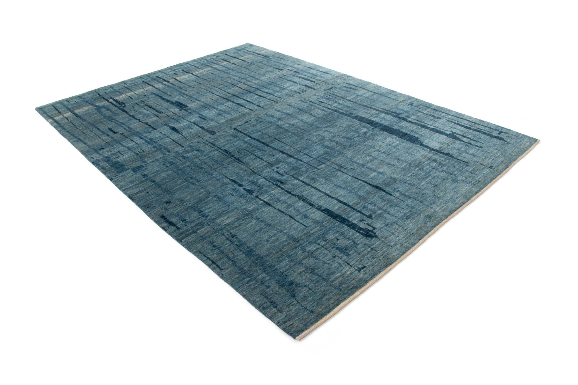 6' 9 x 9' 5 Kashkuli Wool Rug