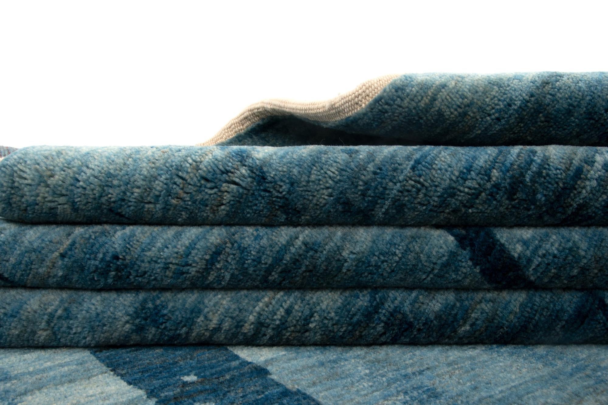 6' 9 x 9' 5 Kashkuli Wool Rug