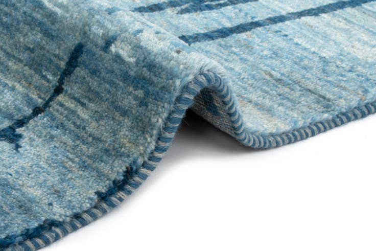 Detail image of 6' 9 x 9' 5 Kashkuli Wool Rug