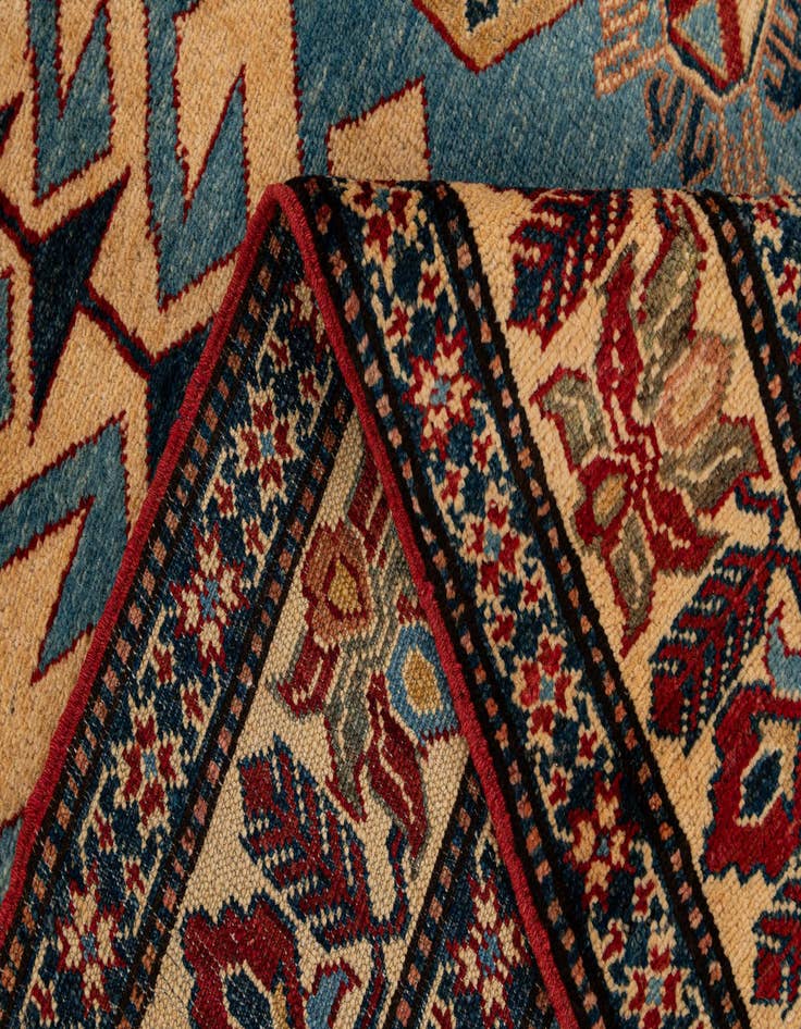 Detail image of 4' 4 x 6' 4  Hand Knotted Kazak Wool Rug