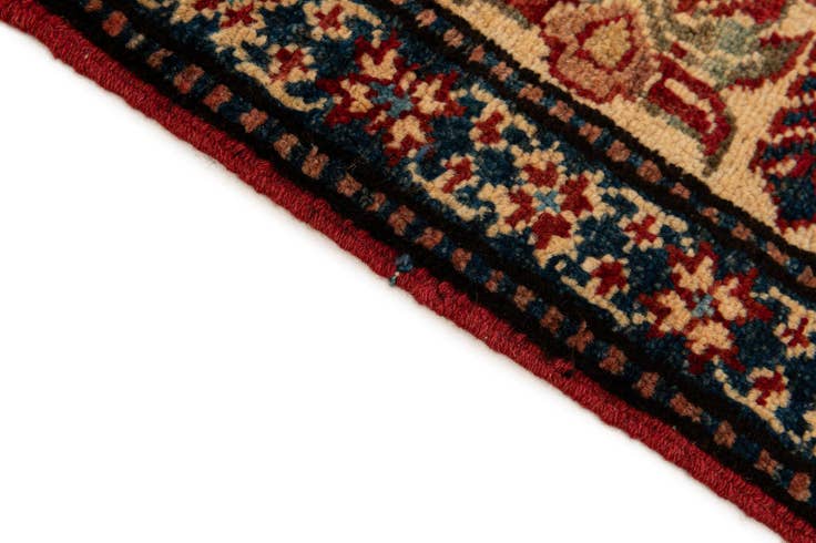 Detail image of 4' 4 x 6' 4 Hand Knotted Kazak Wool Rug