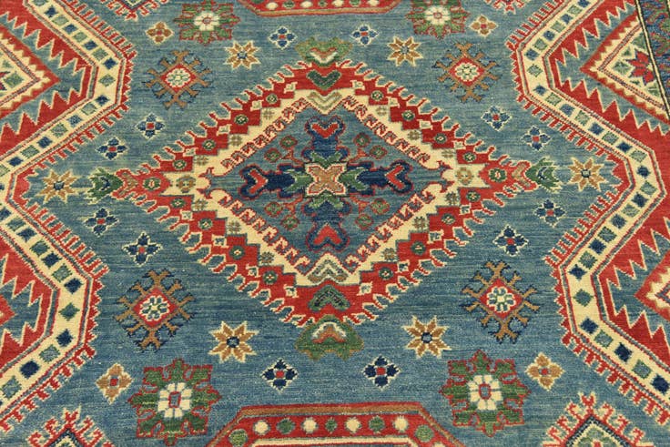 Detail image of 6' 7 x 9' 10 Hand Knotted Kazak Rug