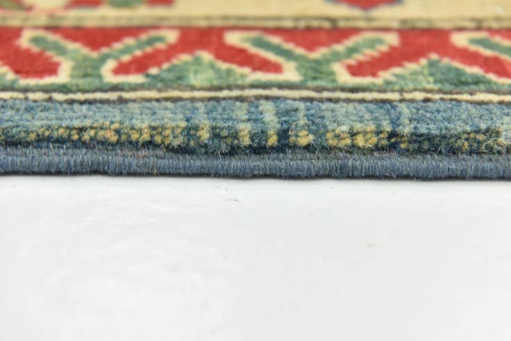 Detail image of 6' 7 x 9' 10 Hand Knotted Kazak Rug