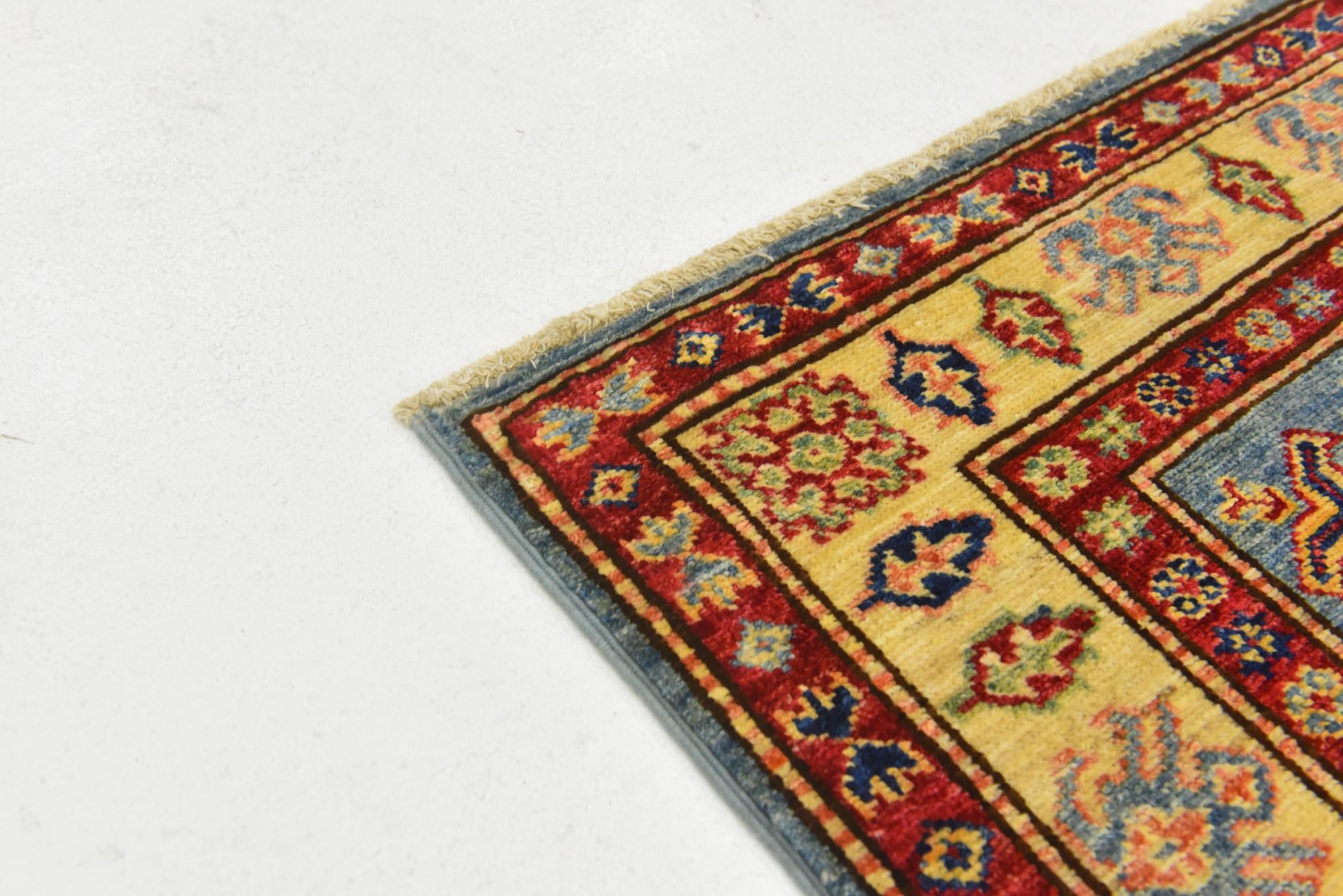 2' 8 x 4' Hand Knotted Kazak Oriental Rug