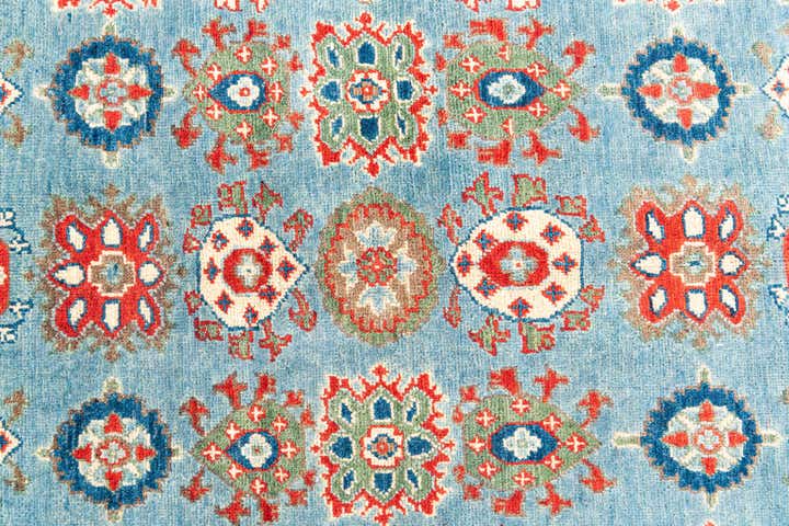 5' 8 x 7' 9 Hand Knotted Kazak Rug