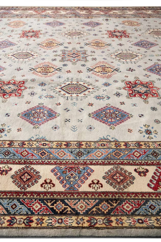 Detail image of 11' 8 x 17' 9 Hand Knotted Kazak Rug