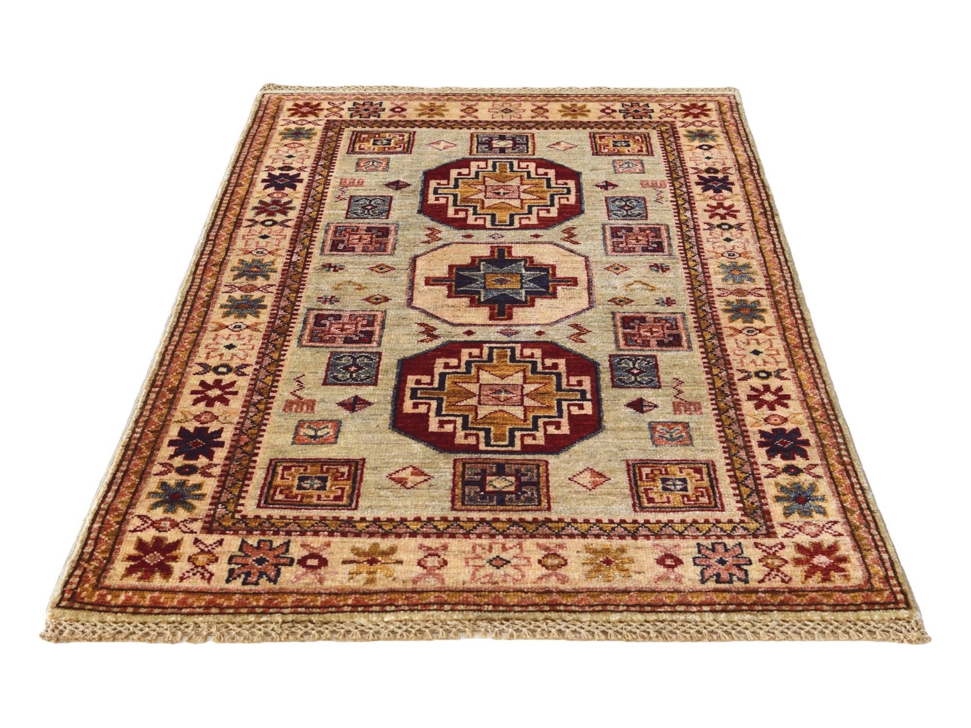 2' 7 x 4' 2 Hand Knotted Kazak Rug