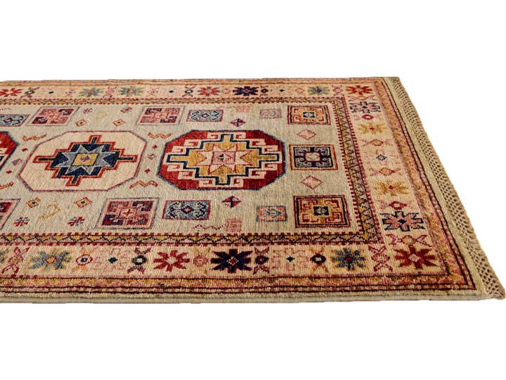 2' 7 x 4' 2 Hand Knotted Kazak Rug