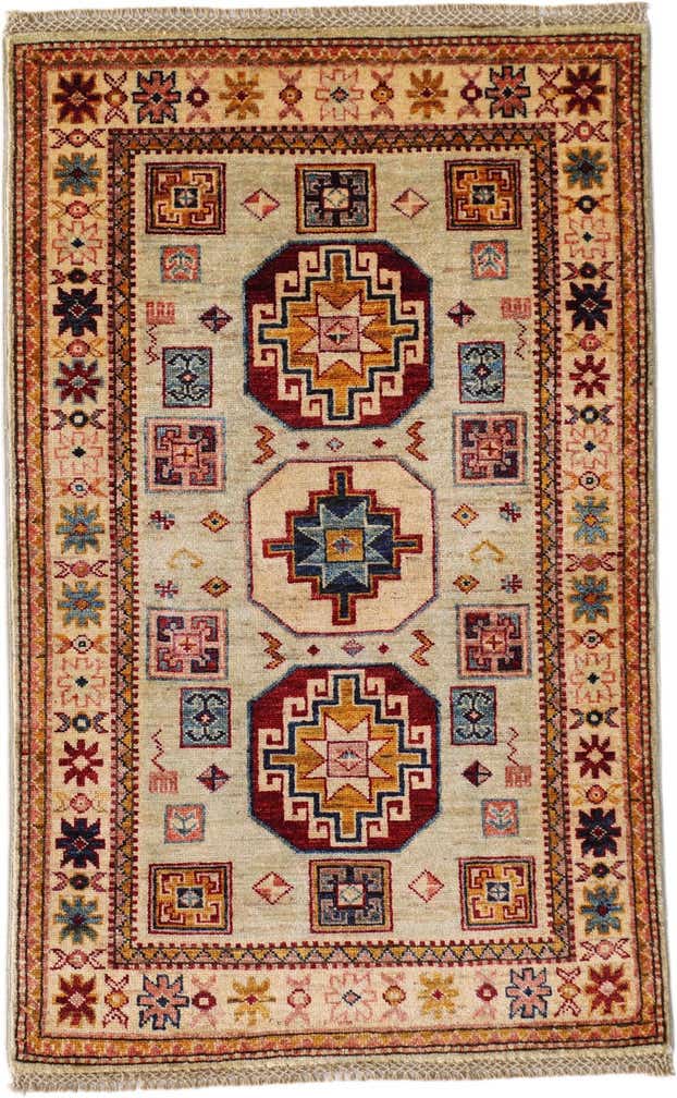 2' 7 x 4' 2 Hand Knotted Kazak Rug