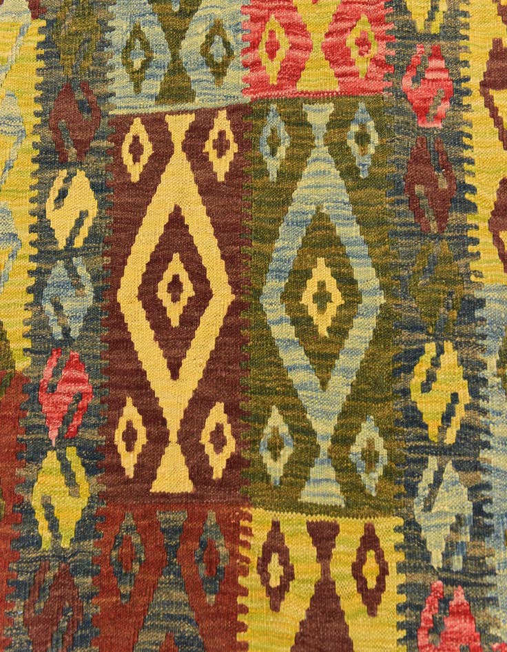 Detail image of 3' 5 x 5' 2 Hand Woven Kilim Maymana Wool Rug
