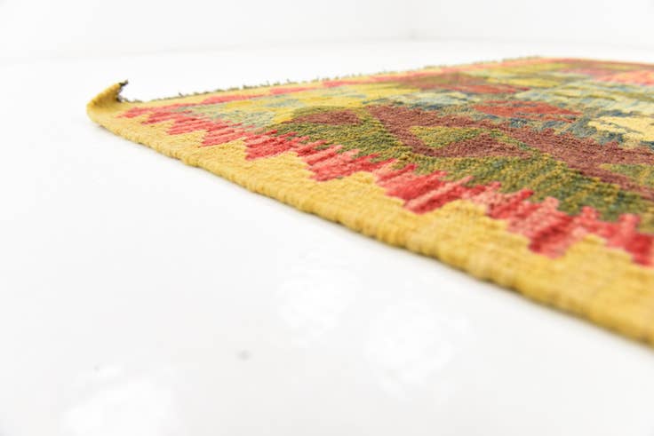 Detail image of 3' 5 x 5' 2 Hand Woven Kilim Maymana Wool Rug