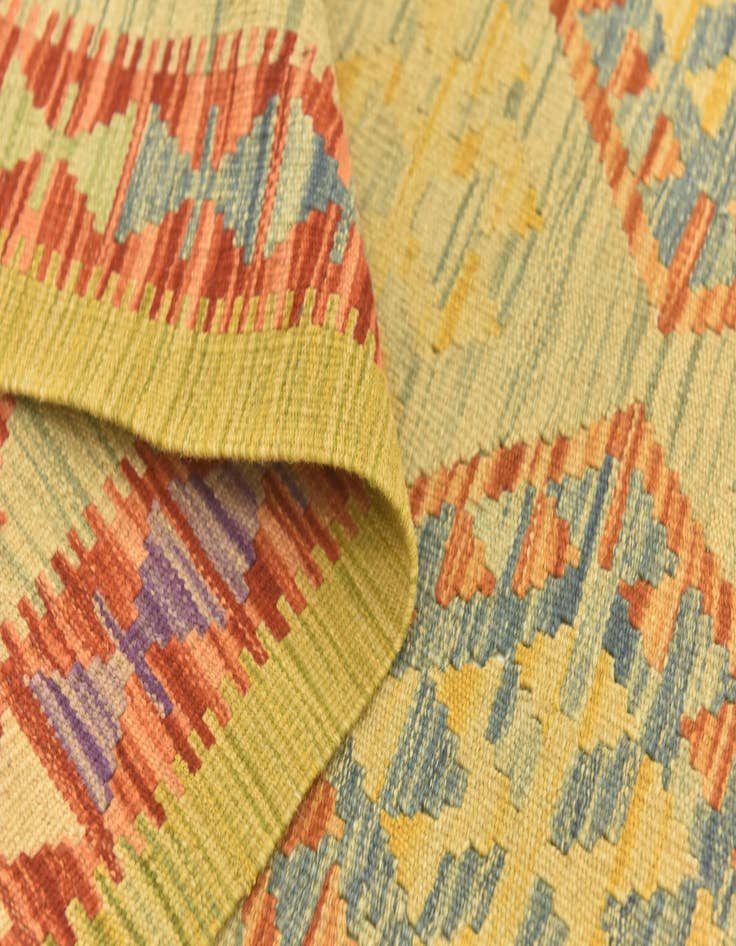 Detail image of 3' 2 x 4' 10  Hand Woven Kilim Maymana Wool Rug