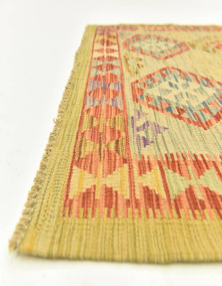 Detail image of 3' 2 x 4' 10  Hand Woven Kilim Maymana Wool Rug