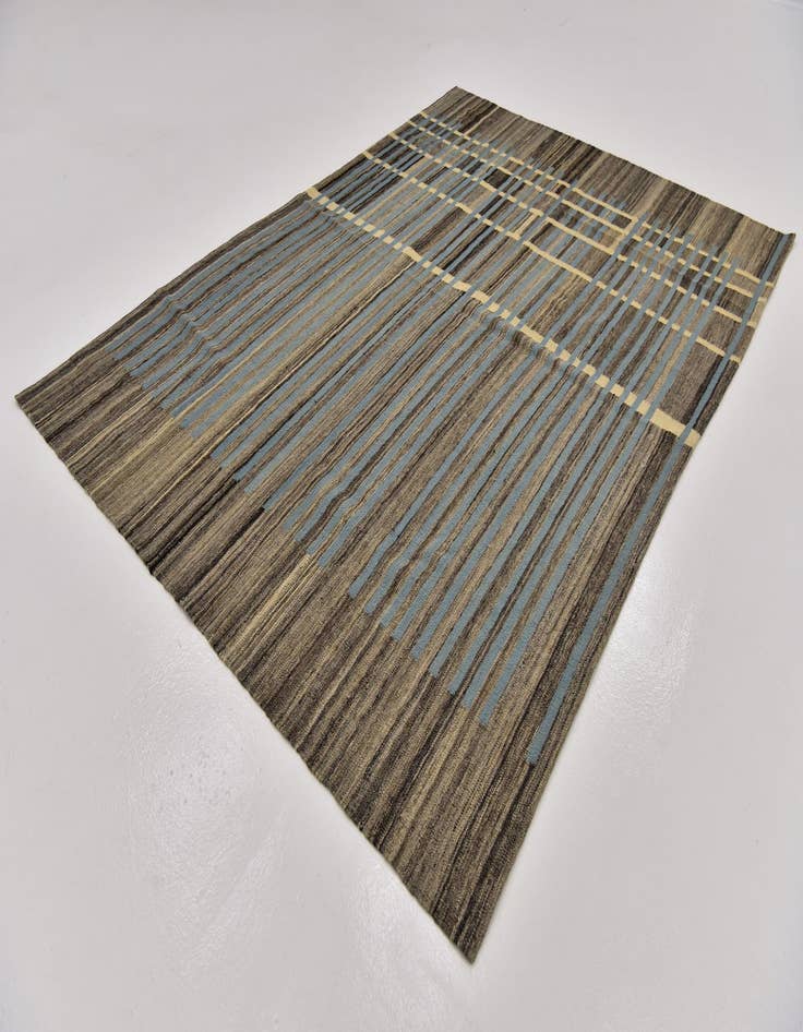 Detail image of 5' 8 x 8'  Hand Woven Kilim Modern Wool Rug