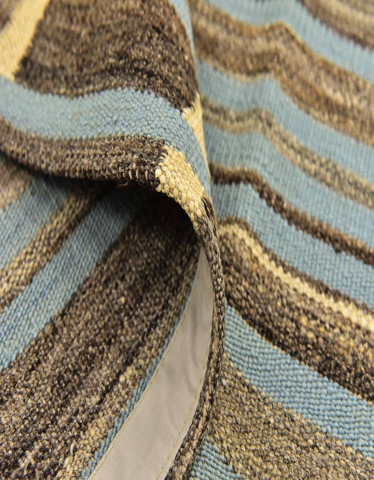 Detail image of 5' 5 x 8' 2  Hand Woven Kilim Modern Wool Rug