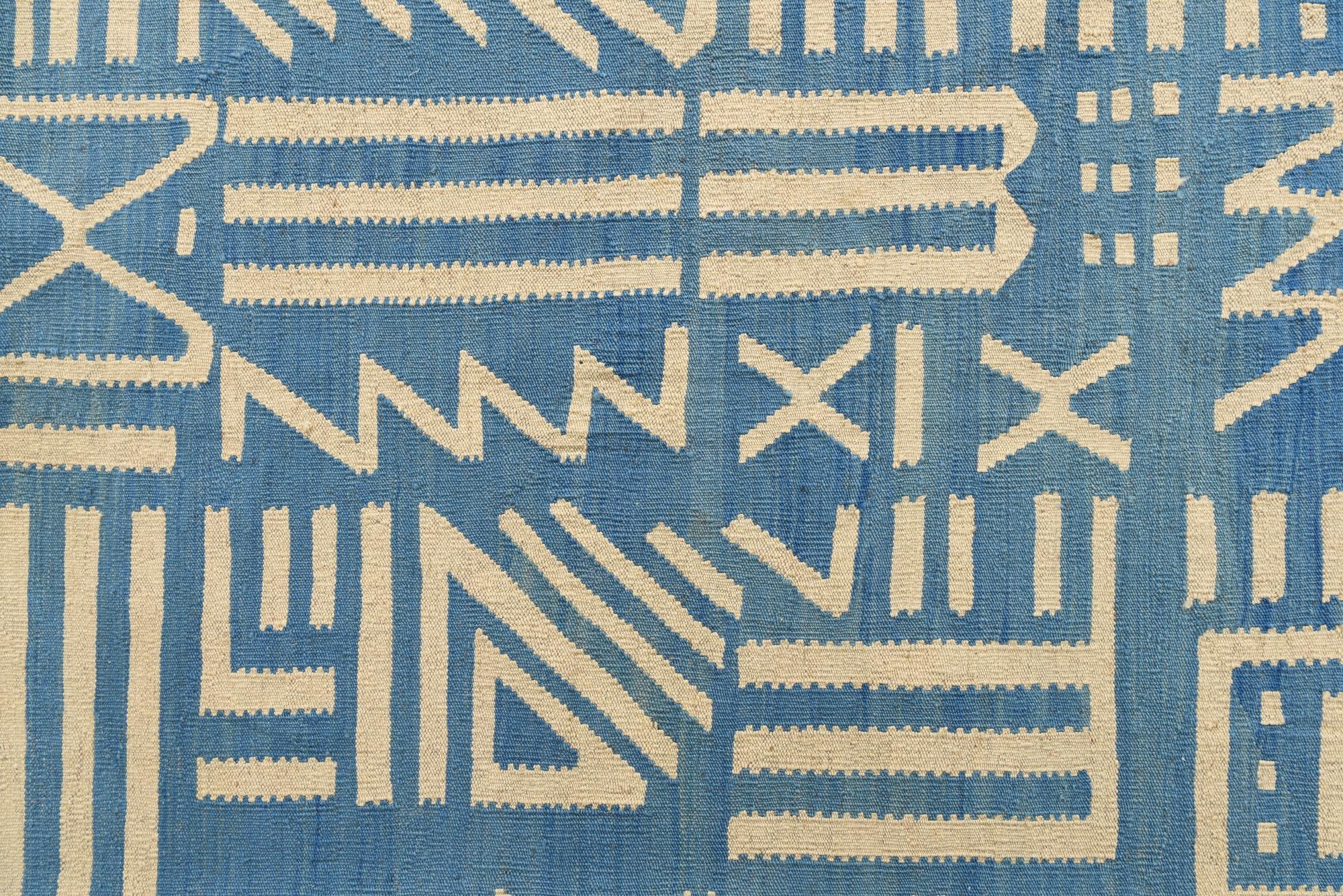 6' 11 x 9' 7 Hand Woven Kilim Modern Wool Rug
