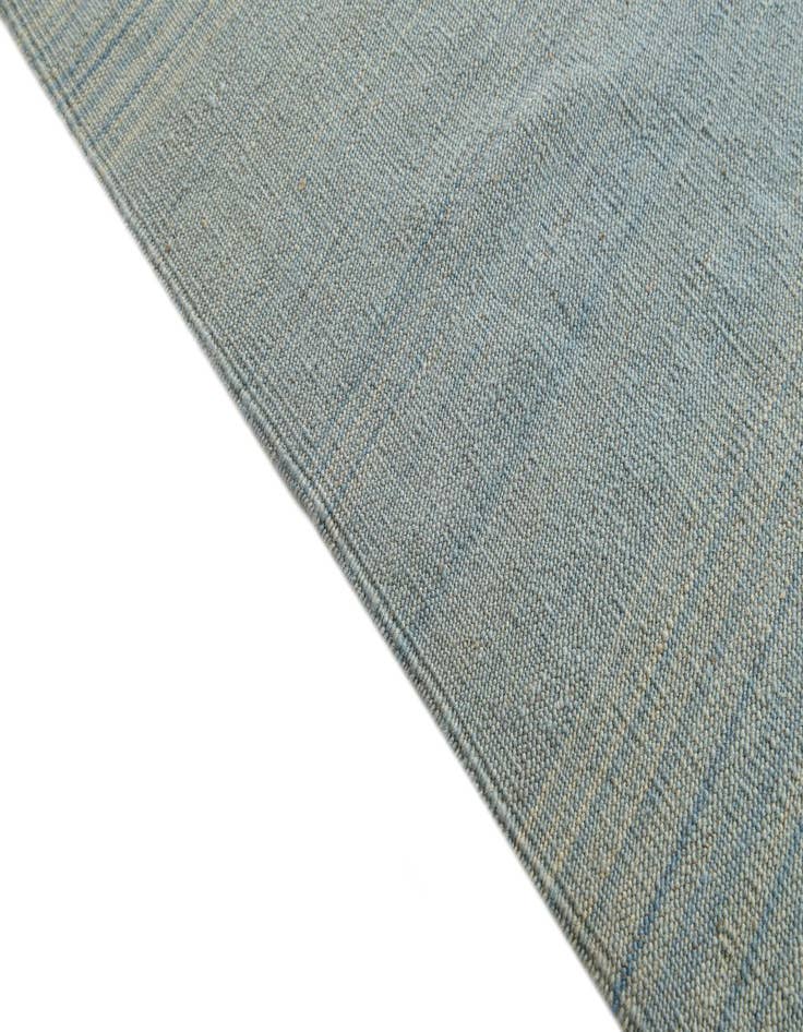 Detail image of 5' 9 x 7' 9  Hand Woven Kilim Modern Wool Rug