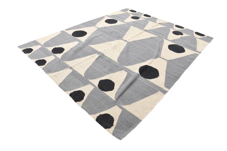 Detail image of 5' 11 x 7' 6 Hand Woven Kilim Modern Wool Rug