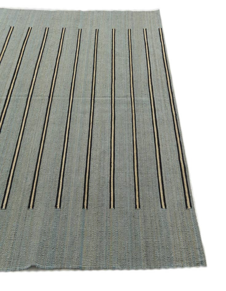 Detail image of 5' 3 x 6' 6 Hand Woven Kilim Modern Wool Rug