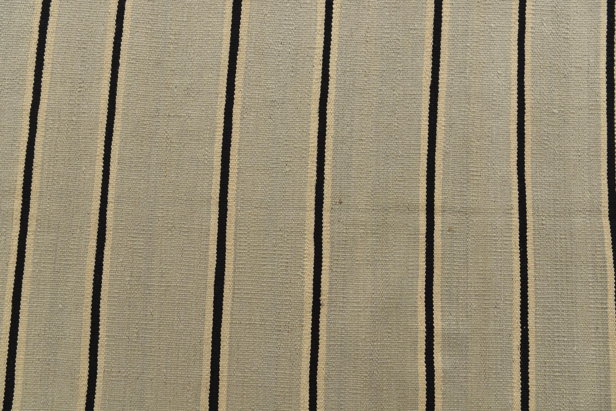 4' x 6' Hand Woven Kilim Modern Wool Rug