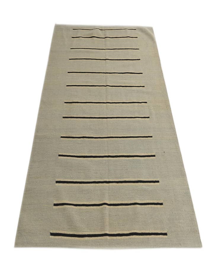 Detail image of 4' 3 x 5' 10  Hand Woven Kilim Modern Wool Rug