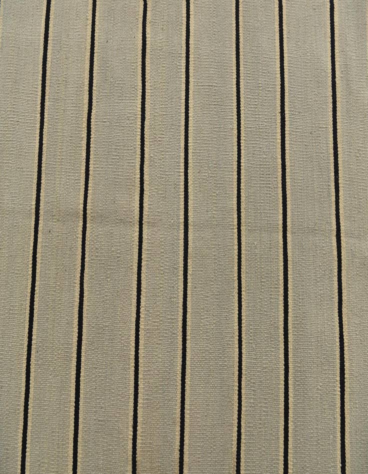 Detail image of 4' 3 x 5' 10  Hand Woven Kilim Modern Wool Rug