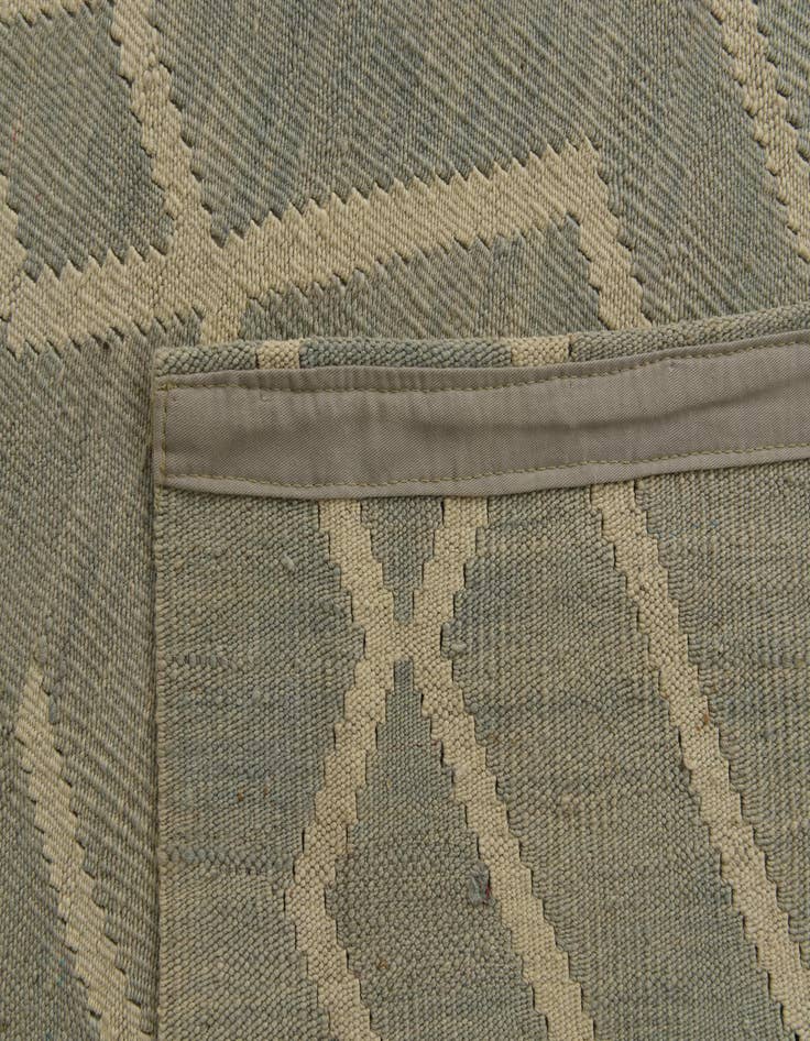 Detail image of 6' x 7' 10  Hand Woven Kilim Modern Wool Rug