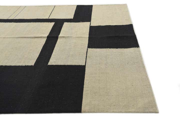 4' 4 x 5' 10 Hand Woven Kilim Modern Wool Rug