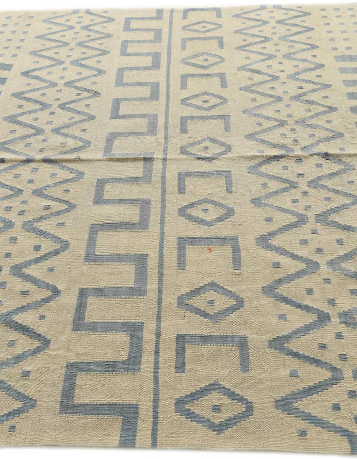 Detail image of 7' x 9' 9  Hand Woven Kilim Modern Wool Rug