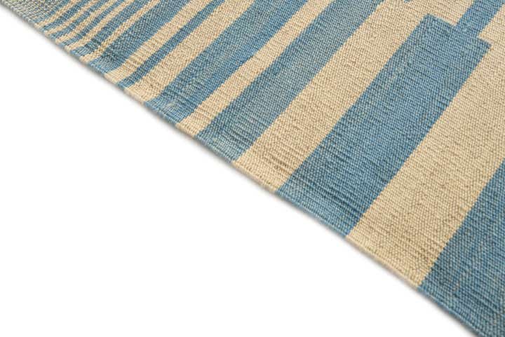 5' 9 x 7' 7 Hand Woven Kilim Modern Wool Rug
