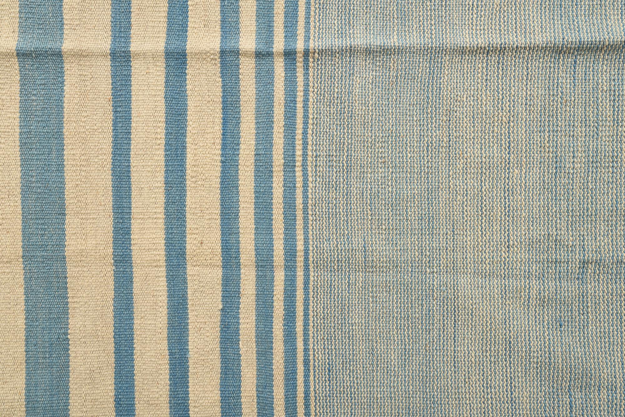 5' 9 x 7' 7 Hand Woven Kilim Modern Wool Rug