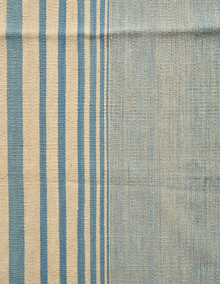 Detail image of 5' 9 x 7' 7  Hand Woven Kilim Modern Wool Rug