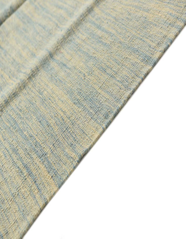 Detail image of 4' 2 x 6' 5  Hand Woven Kilim Modern Wool Rug