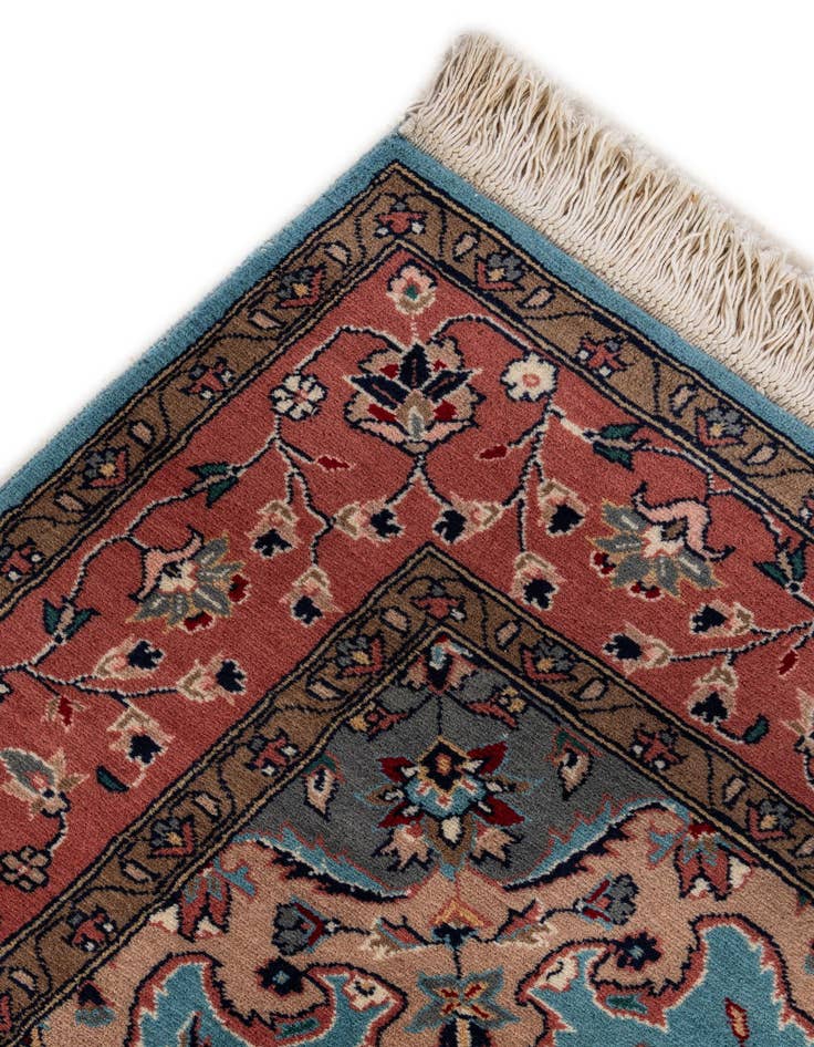 Detail image of 5' 1 x 8' 4  Hand Knotted Lahour Wool Rug