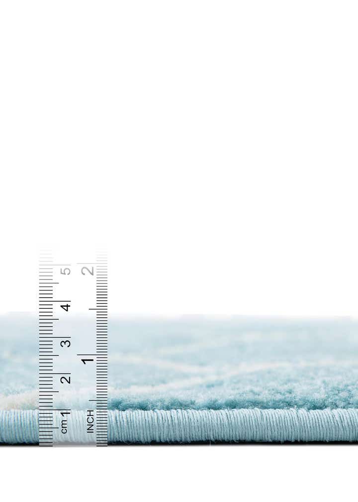 7' 10 x 10' Lattice Frieze Rug