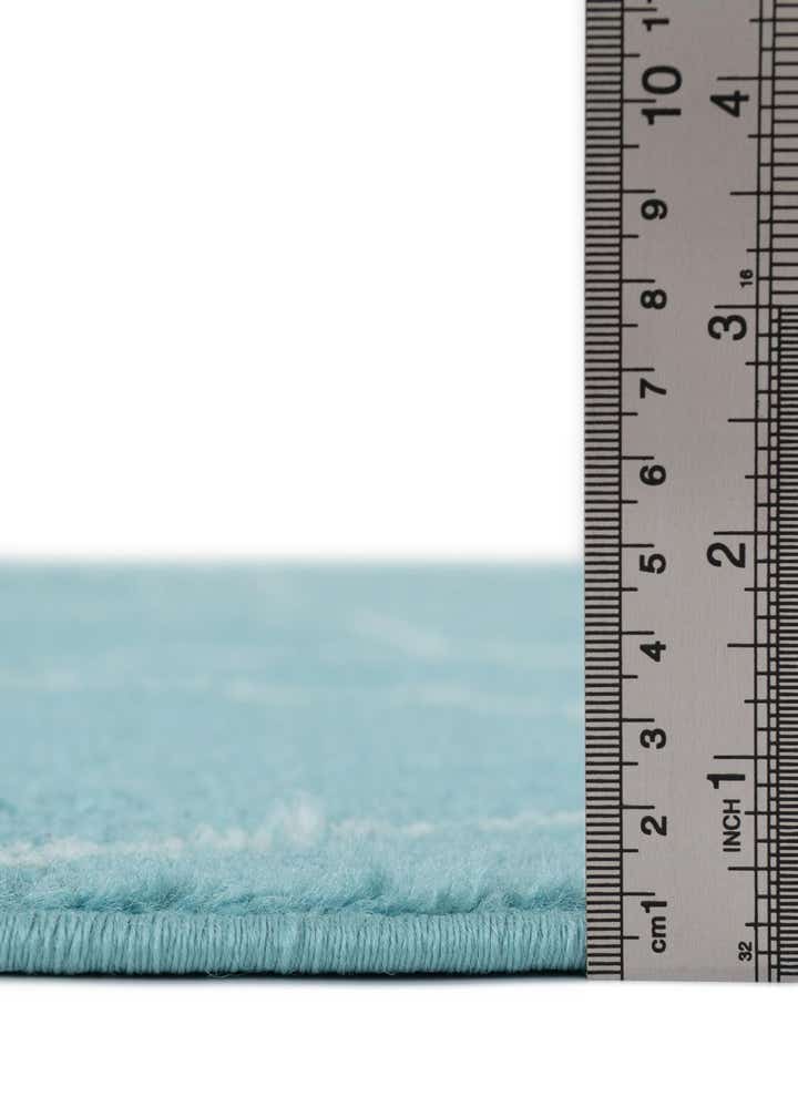 7' 10 x 10' Lattice Frieze Rug