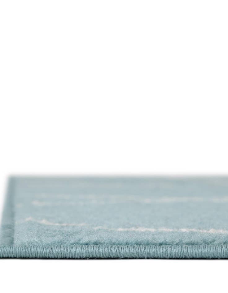 Detail image of 95cm x 160cm Trellis Frieze Rug